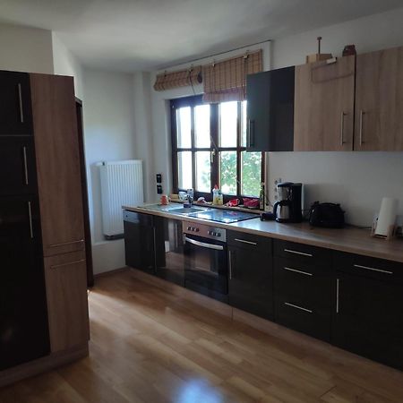 Ferienwohnung Mit 123Qm Fuer 8 Personen Mit Sehr Grossem Garten, Einfache Innen-Ausstattung Лайпциг Екстериор снимка