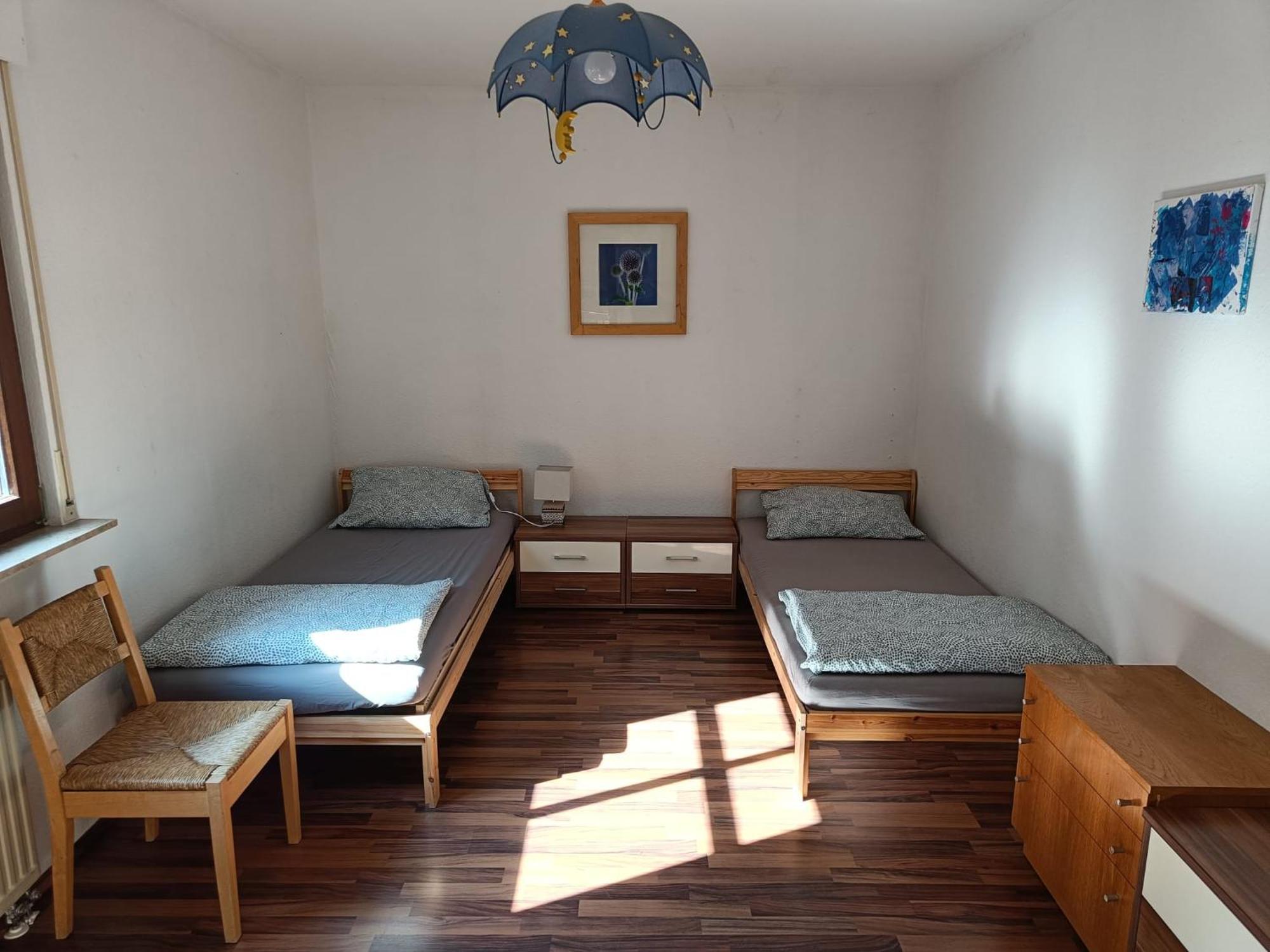 Ferienwohnung Mit 123Qm Fuer 8 Personen Mit Sehr Grossem Garten, Einfache Innen-Ausstattung Лайпциг Екстериор снимка