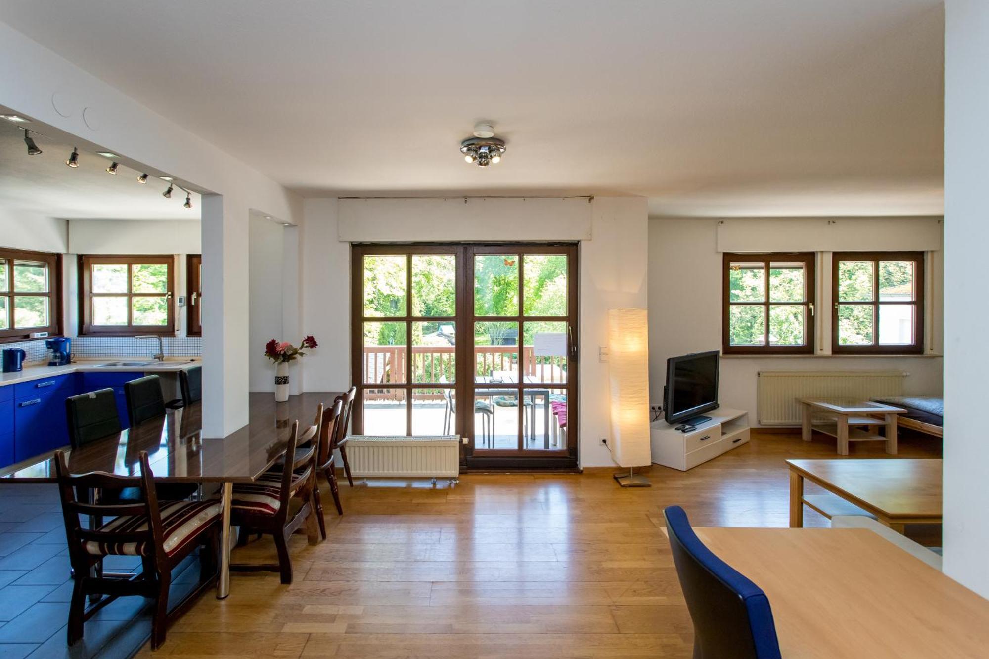 Ferienwohnung Mit 123Qm Fuer 8 Personen Mit Sehr Grossem Garten, Einfache Innen-Ausstattung Лайпциг Екстериор снимка